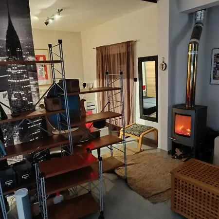 Platanos Nest -pet Friendly Feriehus Pýli