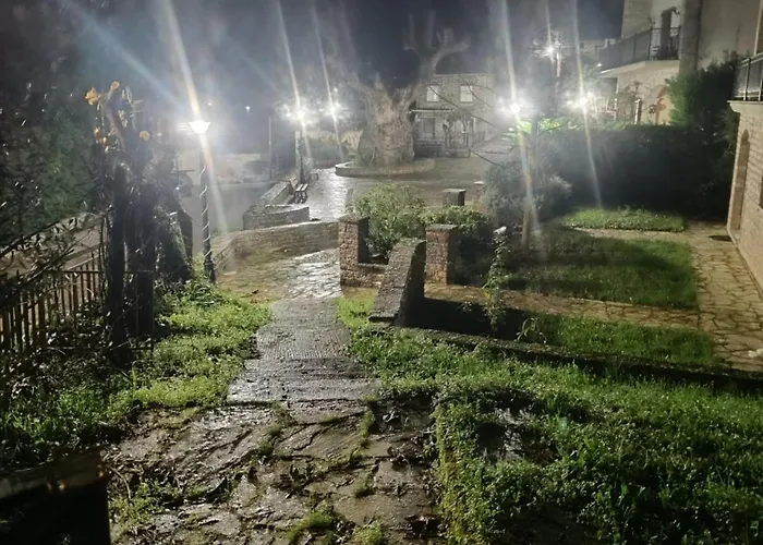 Platanos Nest -pet Friendly Holiday home *