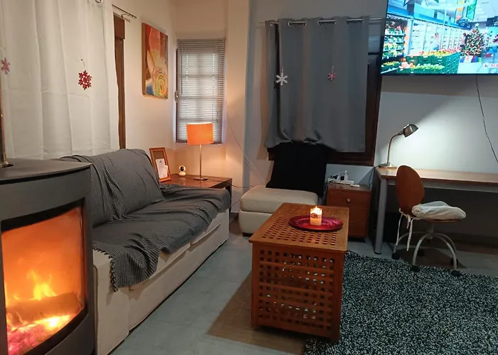 Platanos Nest -pet Friendly Holiday home Pyli